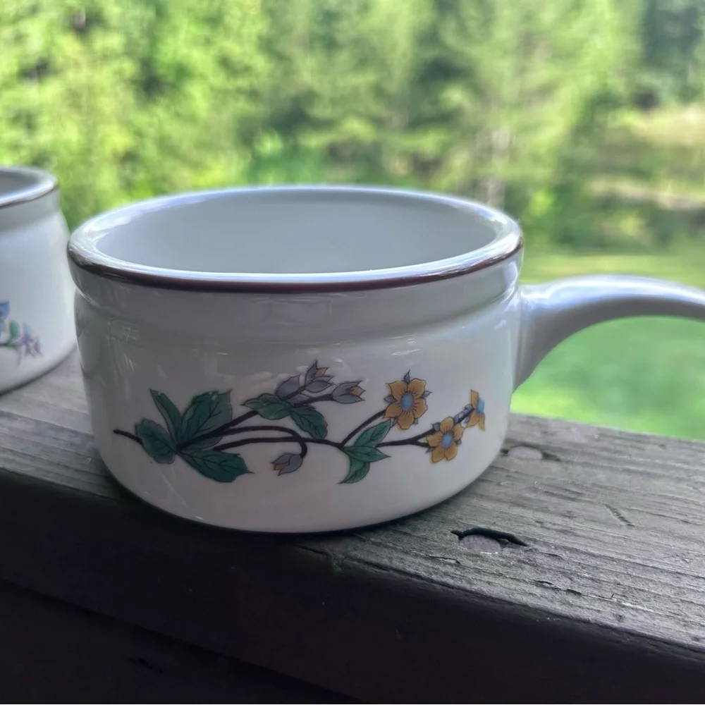 Woodhill Fine Bakeware Floral Ceramic Soup Bowls with Handles